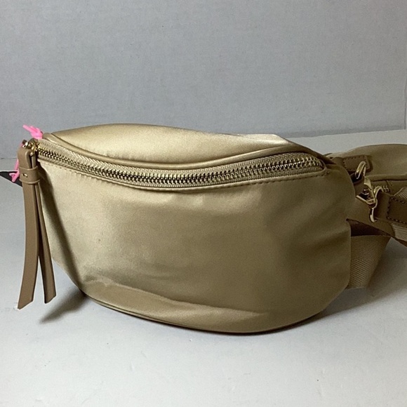 OUT OF NORM FANNY PACK - Picture 7 of 10